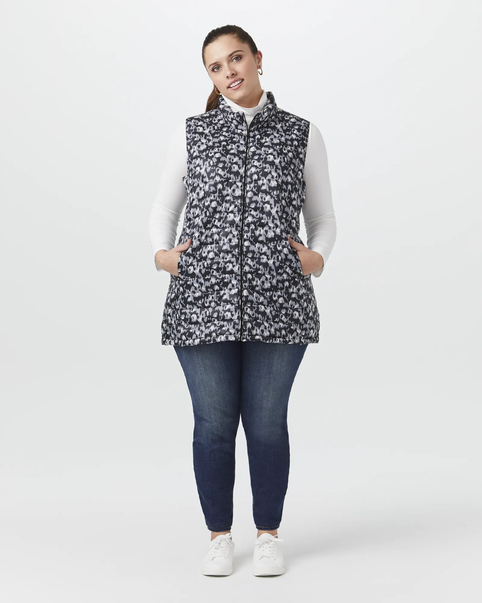 Avalynn Tunic Puffer Vest | Black / White