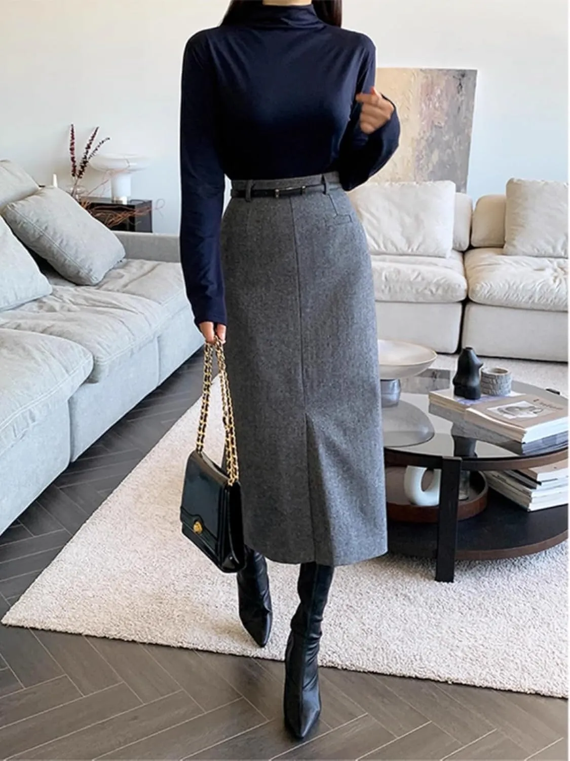Gray Fitted Skirt for Women with Thickened High-Waist Mid-Length Half Skirt in Autumn and Winter